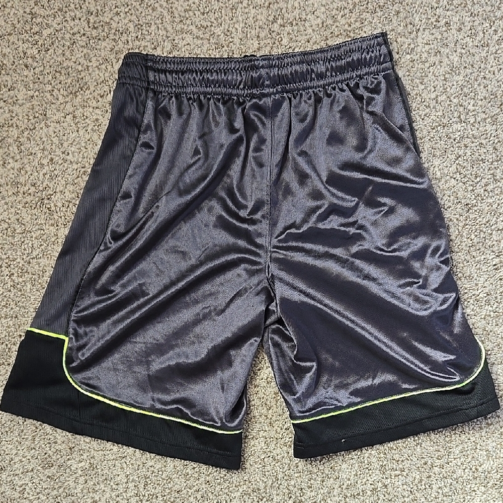 AND1 Gray and Black Athletic Shorts with Elastic Waistband - Picture 4 of 4